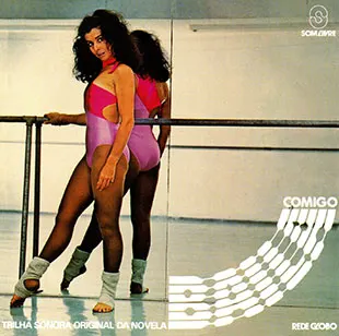 Capa da trilha de Baila Comigo