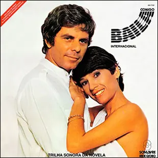 Capa da trilha de Baila Comigo